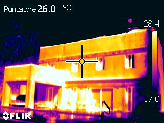 FLIR E40bx indagine distacchi controsoffitto